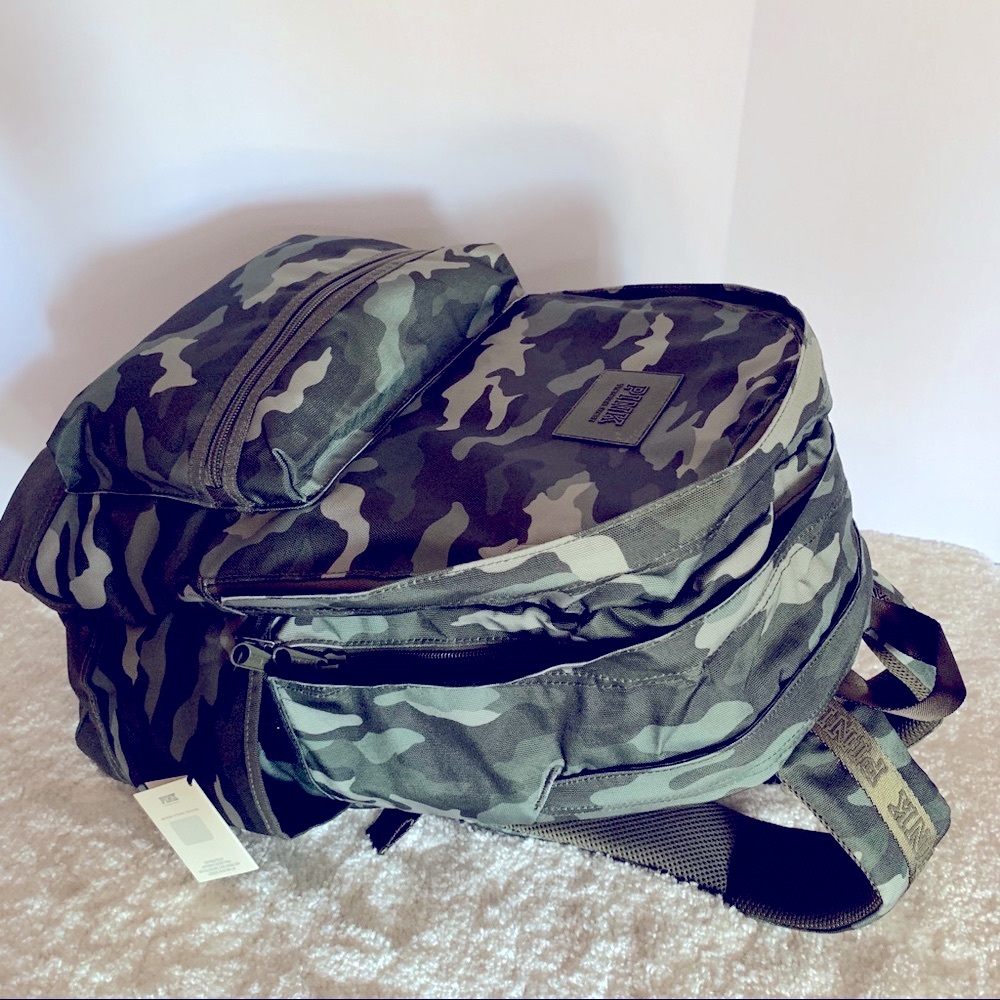 Victoria’s Secret campus Backpack full-size - Picture 5 of 5